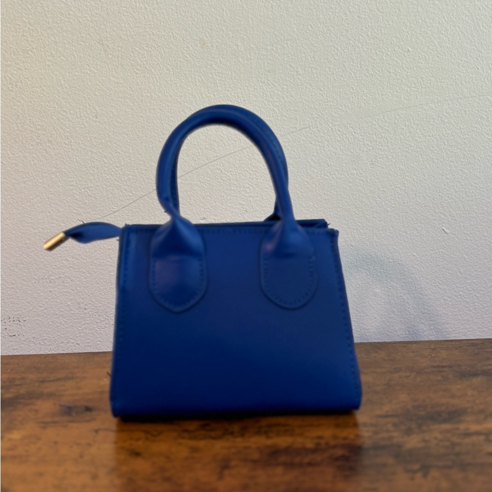 Chic Blue Mini Bag with Structured Design